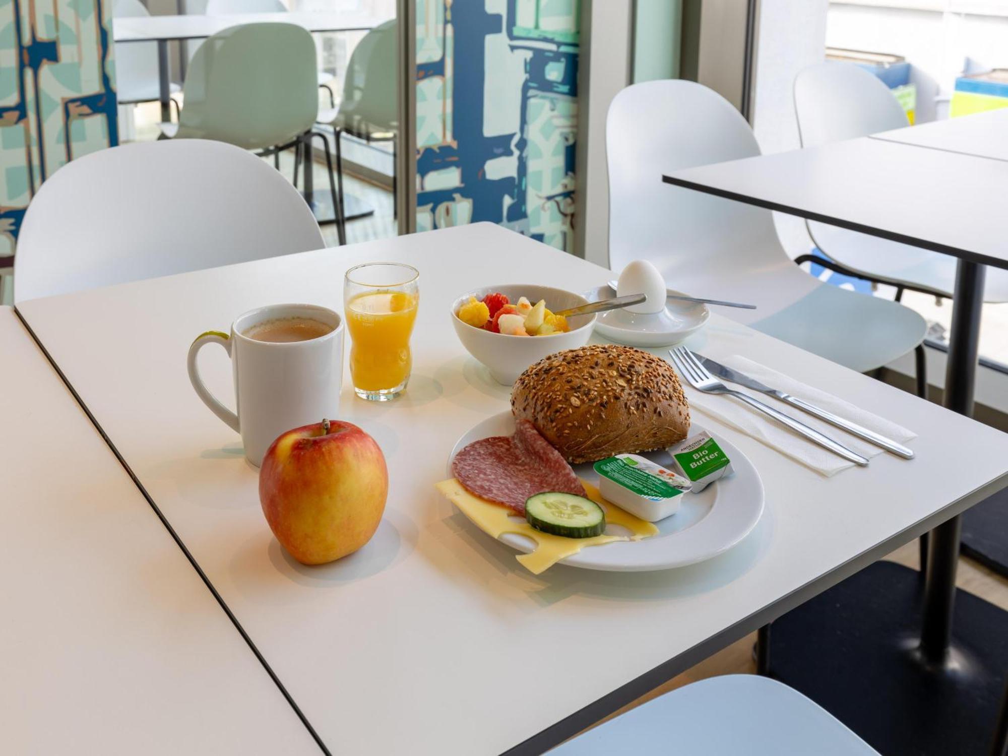 B&B Hotel Marburg Екстер'єр фото
