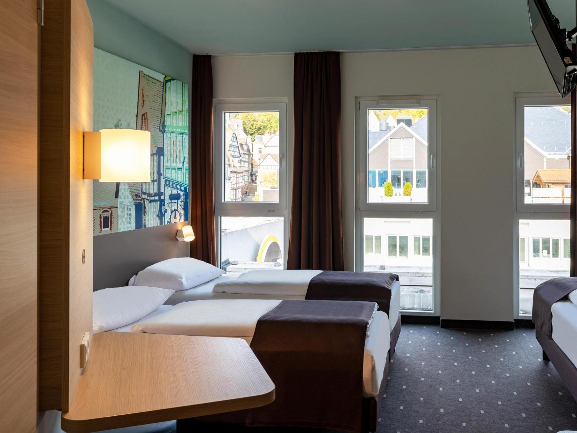 B&B Hotel Marburg Екстер'єр фото